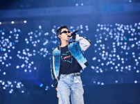 "그냥 빛" 임영웅, 166주 연속 1위를 차지 기사의 썸네일