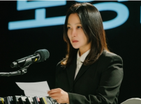 '우리, 집 몇부작' 김희선, 긴급 기자회견 개최…"핵폭탄급 폭로" 기사의 썸네일