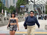 "과즙이 아니라 육즙" 과즙세연 방시혁 패러디한 이수지 모습 포착 기사의 썸네일