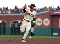 이정후, MLB 경력 10호 홈런 기록하며 샌프란시스코의 대승 이끌어 기사의 썸네일