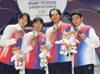 '장비 대여 문제 극복' 한국 남자 사브르팀, 아시아선수권서 단체전 우승 차지…오상욱, 개인 및 단체전에서 … 기사의 썸네일
