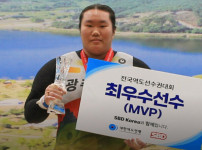 '새로운 기록의 잔치' 한국 역도, 미래를 밝히다…김체량과 김태양, 전국대회에서 학생 신기록 경신 기사의 썸네일