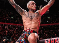 UFC 라이트급 새 챔피언 저스틴 게이치, 올리베이라의 도발에 대한 응답 주목 기사의 썸네일