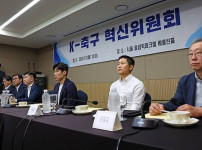 한국 축구 혁신 앞두고 박지성, 이영표, 박주호 차기 회장직 출마 포기 선언 기사의 썸네일