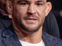 MMA UFC 포이리에, 공공장소 주취 체포 후 진심 어린 사과…재기 가능할까? 기사의 썸네일