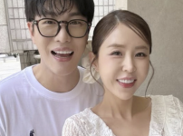 "턱 연골 결핍" 가수 신지, 외모 변화 둘러싼 논란 종결 기사의 썸네일