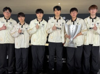 '젠지, 한화생명 상대로 3-1 역전승 거둬 LCK 2년 연속 우승 차지…역사적 7번째 왕좌 등극' 기사의 썸네일