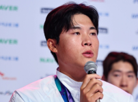 아홉 달 아기가 금메달 두 개를 들고 귀국…김효빈, 보육원장 부부에게 바쳐진 승리의 영예 기사의 썸네일