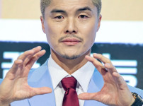 김영광, 도로 위 시비 논란 후 법적 무혐의 확정에도 불구하고 사과문 게재하여 성찰 약속 기사의 썸네일
