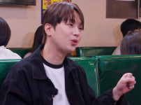 "이찬원, 2000만 원 전달에도 변함없는 삶…18년 동안 같은 집에서 생활, 부모님의 이사 거부 이유는?" 기사의 썸네일