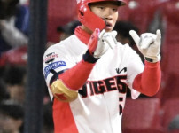 "팀 승리 우선"… KBO KIA의 박재현, 개인 기록 대신 기습 번트로 홈런 기회 포기하고 안타 작렬 기사의 썸네일