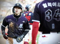 "208안타에도 MVP 놓친 최원준, 이번 시즌 14홈런 40타점 동료와 경쟁 치열" 기사의 썸네일