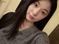 "김연아, 곰인형 사진 공유에 누리꾼 사이에서 임신설 확산" 기사의 썸네일