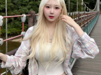 "한국에서 시작된 치어리더 한지은, 대만 무대로 첫 발을 내딛다…현지 팬들과 구단 모두 큰 기대" 기사의 썸네일