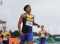 나마디 조엘진, 아시안게임 동메달리스트가 전국체전에서 200m 신기록 수립하며 2관왕 영예…김서윤 역시 2관… 기사의 썸네일