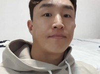 두산에서 방출된 손아섭, KBO 내에서의 거취에 대한 야구계의 관심 집중 기사의 썸네일